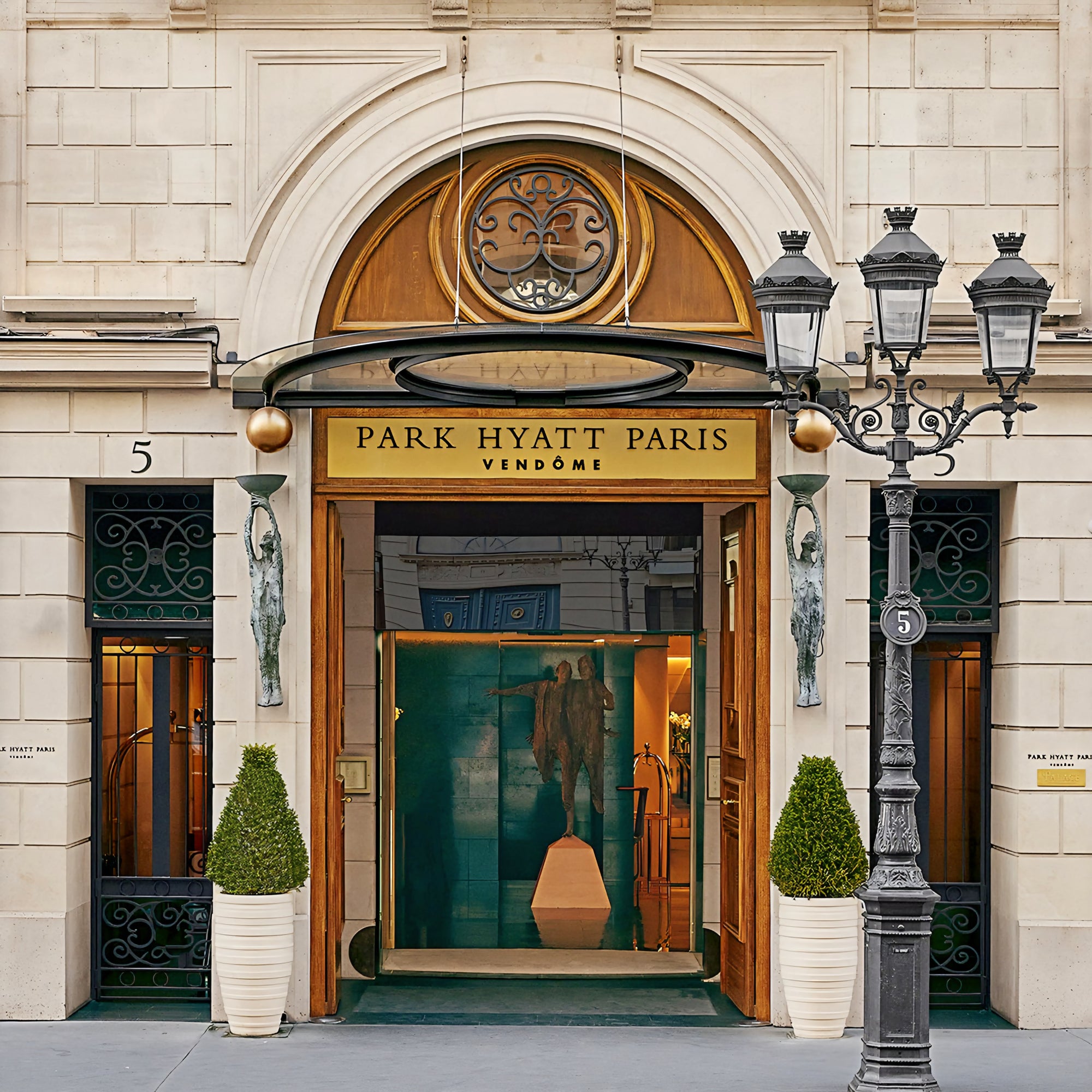  Park Hyatt Paris Hotel ®